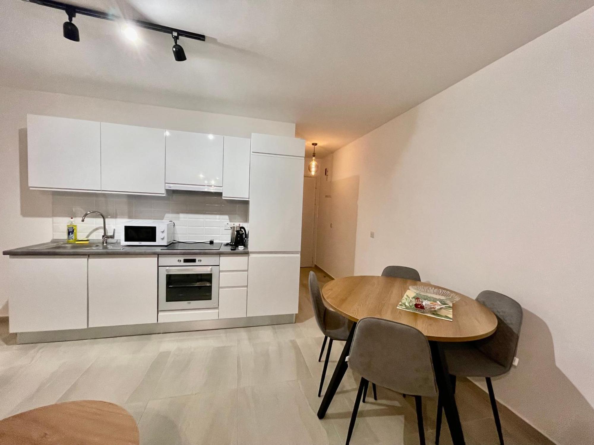 Sweetness Apartment By The Sea Vokolidha Екстер'єр фото